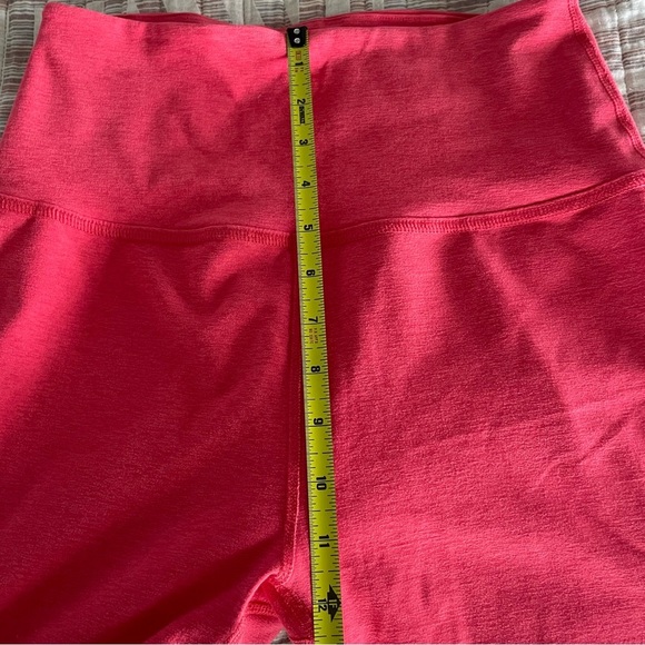 BEYOND YOGA Spacedye Keep Pace Pocket 7" Biker Short pink size large - Picture 9 of 13